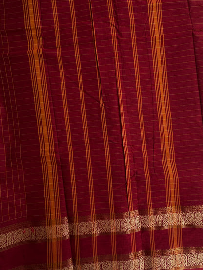 Kanchi cotton saree in kattam pattern maroon