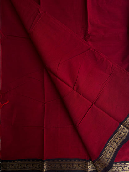Kanchi cotton with minimal zari border Red with black border