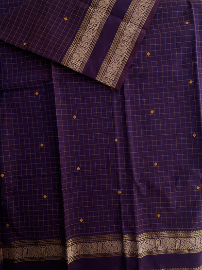 Kanchi cotton saree in checks & butta weaves