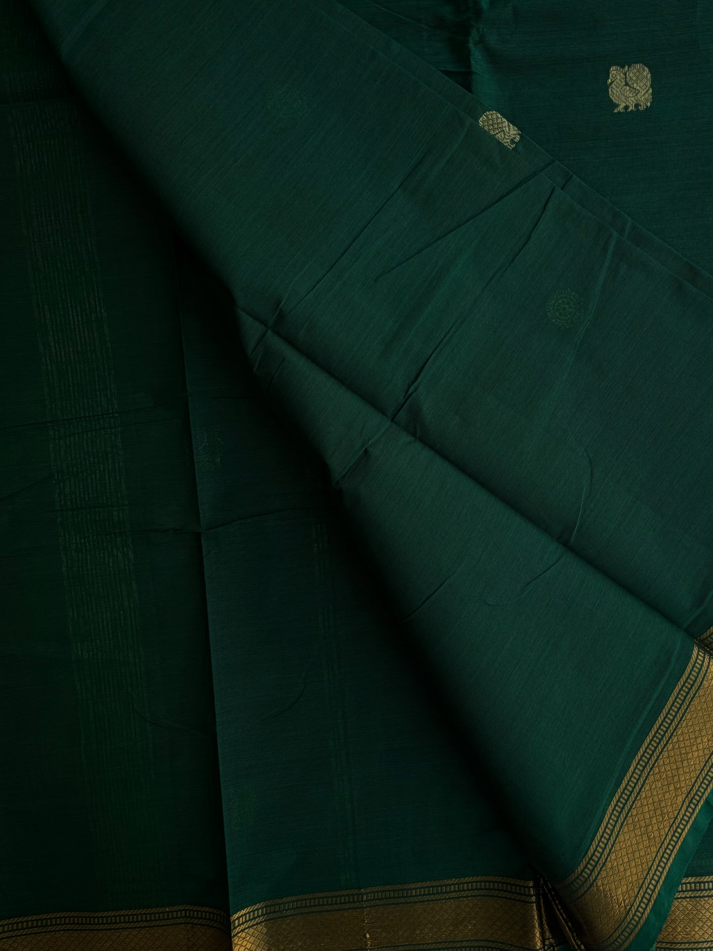 Kanchi cotton saree with annam zari weaves - green