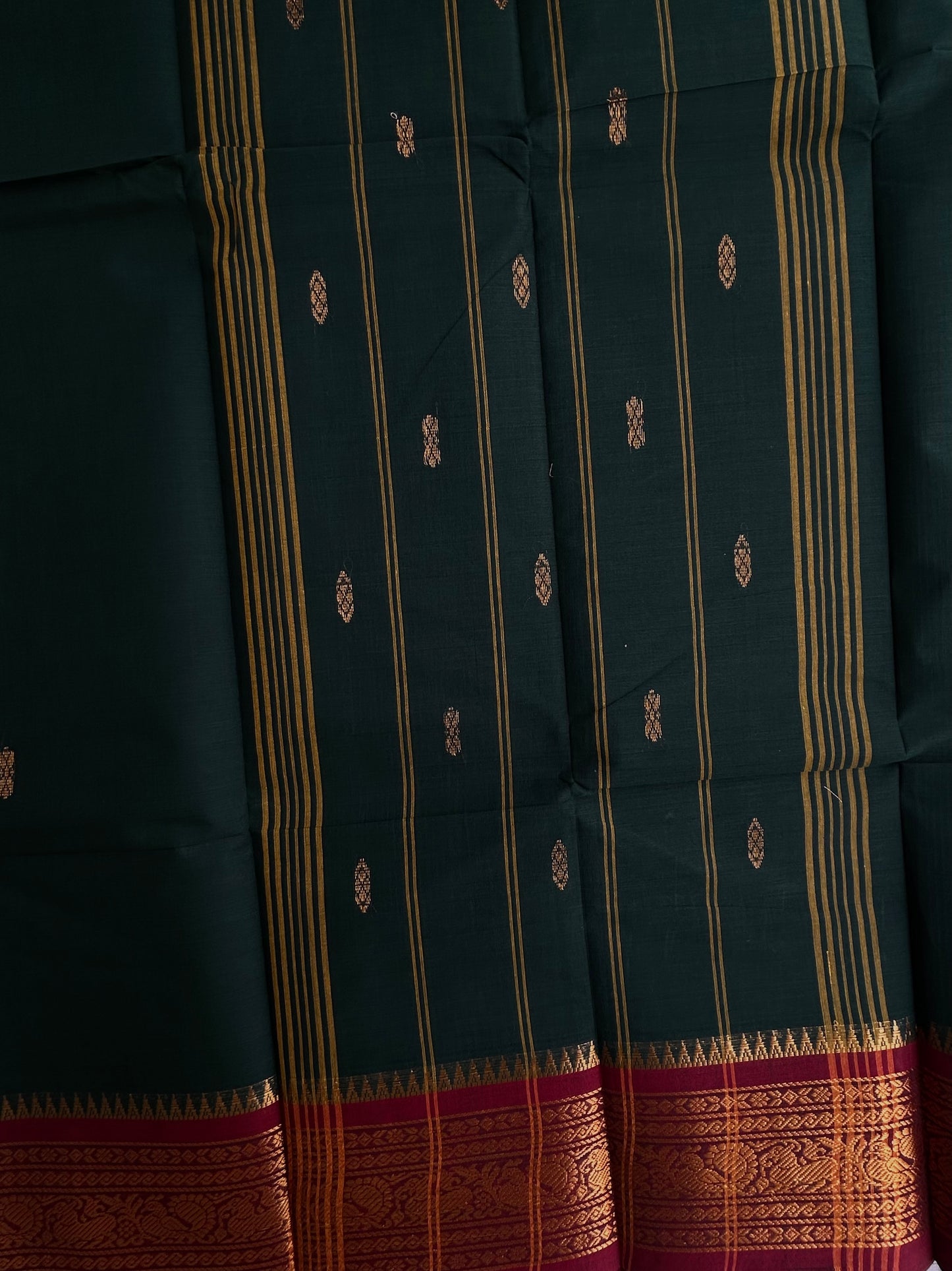 Kanchi cotton saree with butta weaves