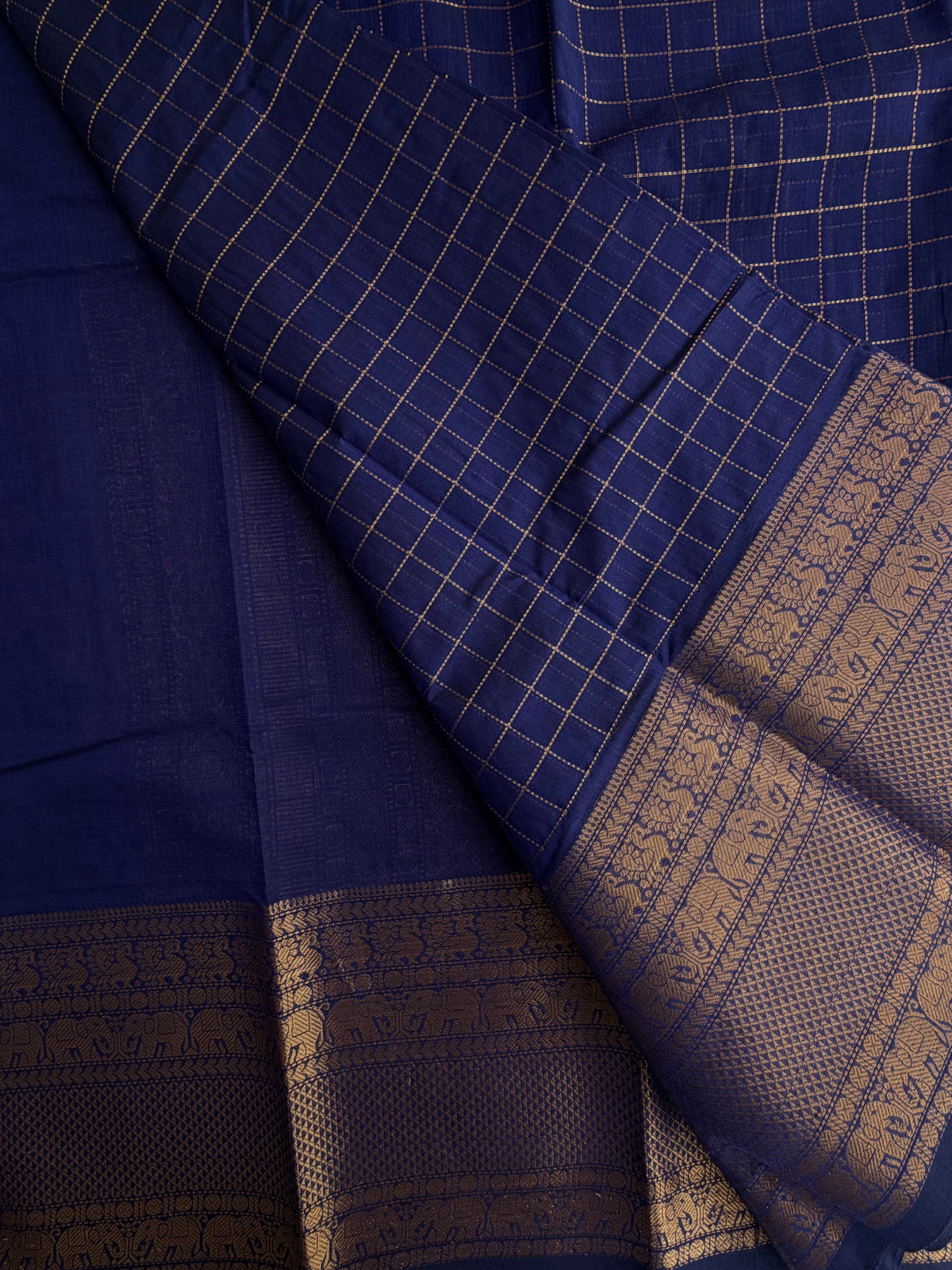Kanchi cotton saree with zari kattam & grand pallu