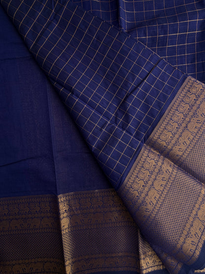 Kanchi cotton saree with zari kattam & grand pallu