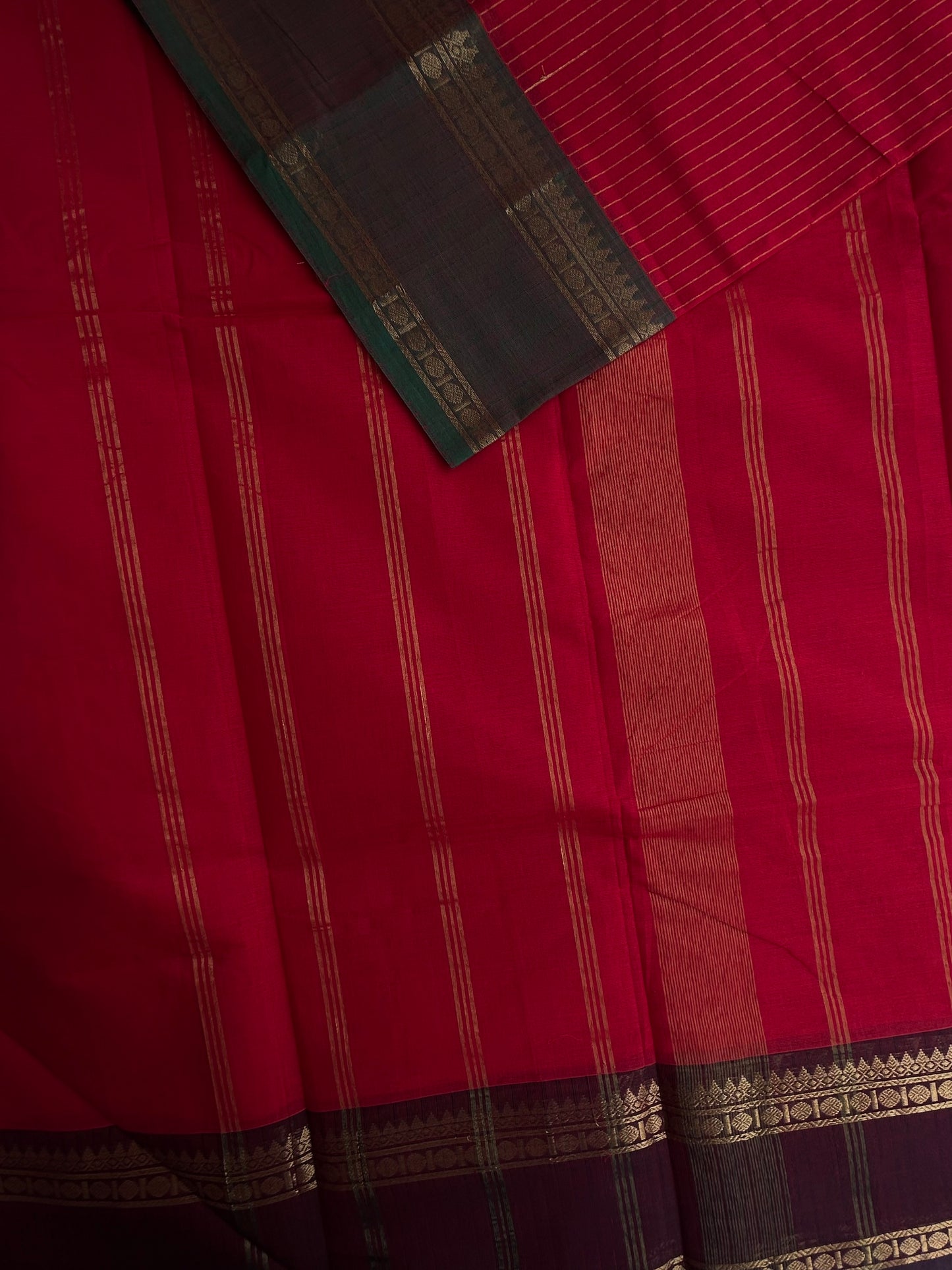 Kanchi cotton saree with korvai Ganga jamuna border