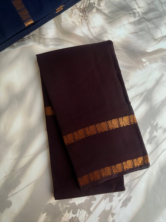 Sungudi Cotton saree with peacock border
