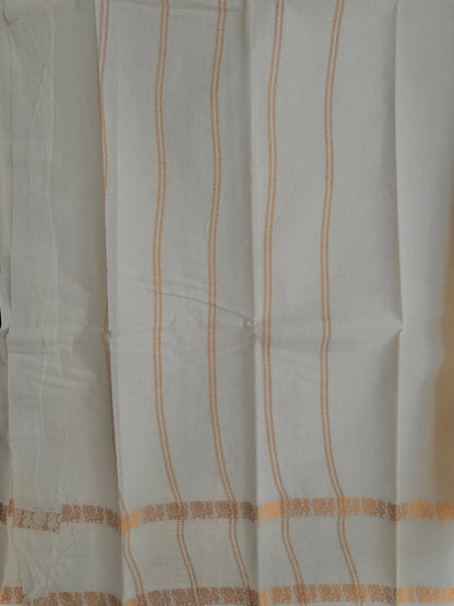 Sungudi Cotton saree with peacock zari border