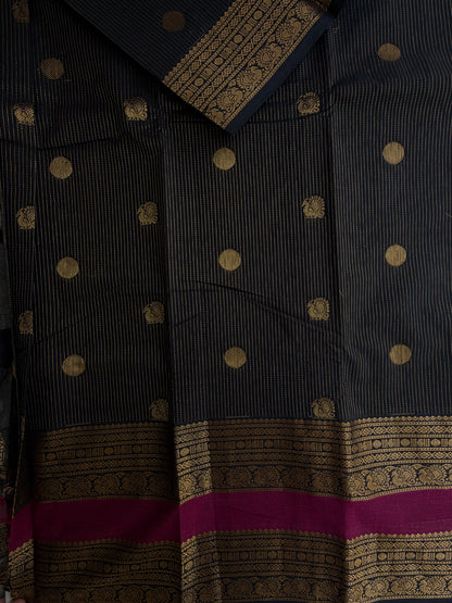 Kanchi cotton saree in Vairaoosi pattern zari butta weaves & grand pallu black