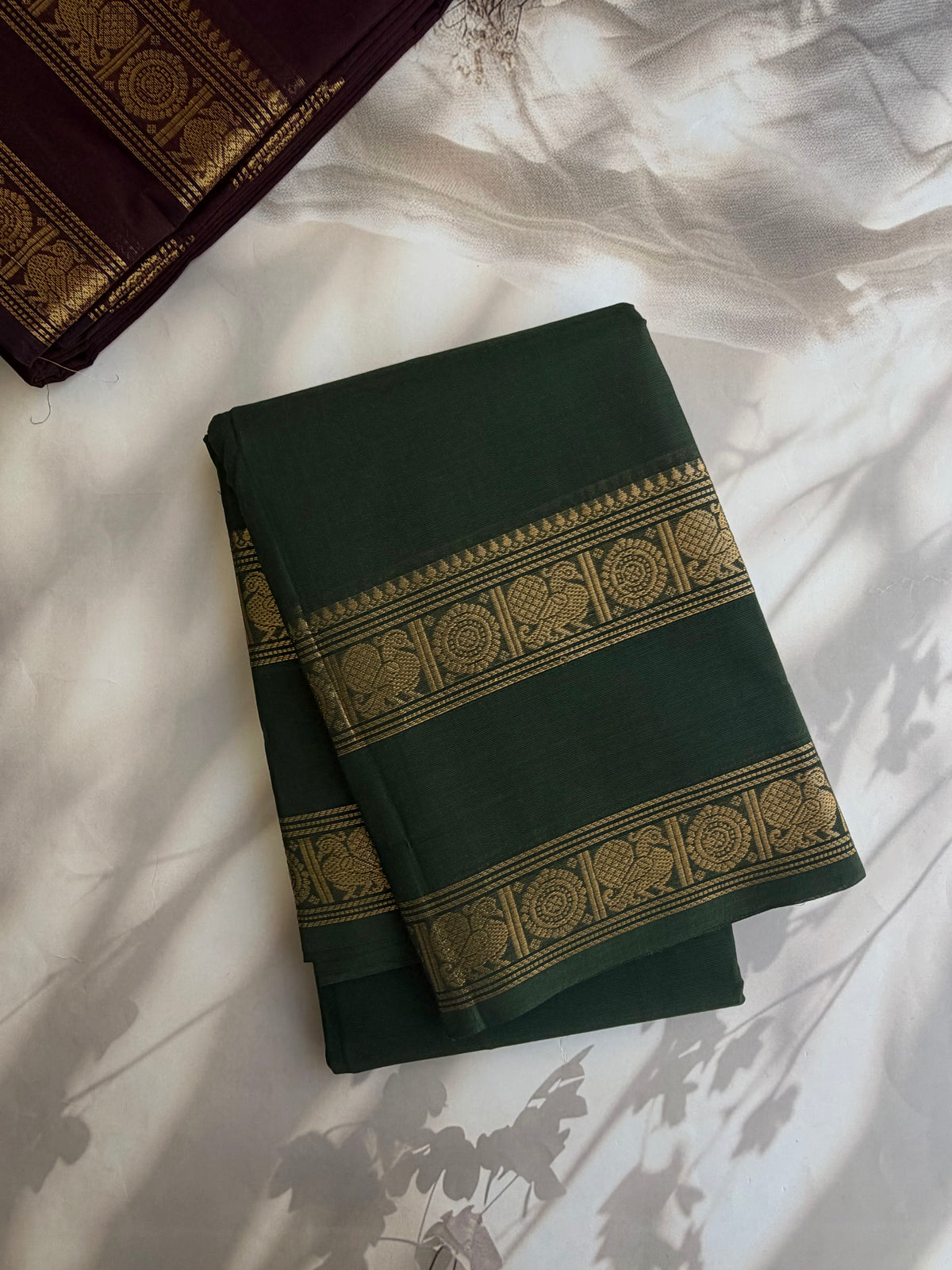 Kanchi cotton saree with rettapett border green