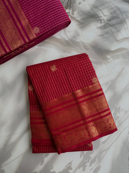 Kanchi cotton saree with kattam zari weaves & grand pallu - red