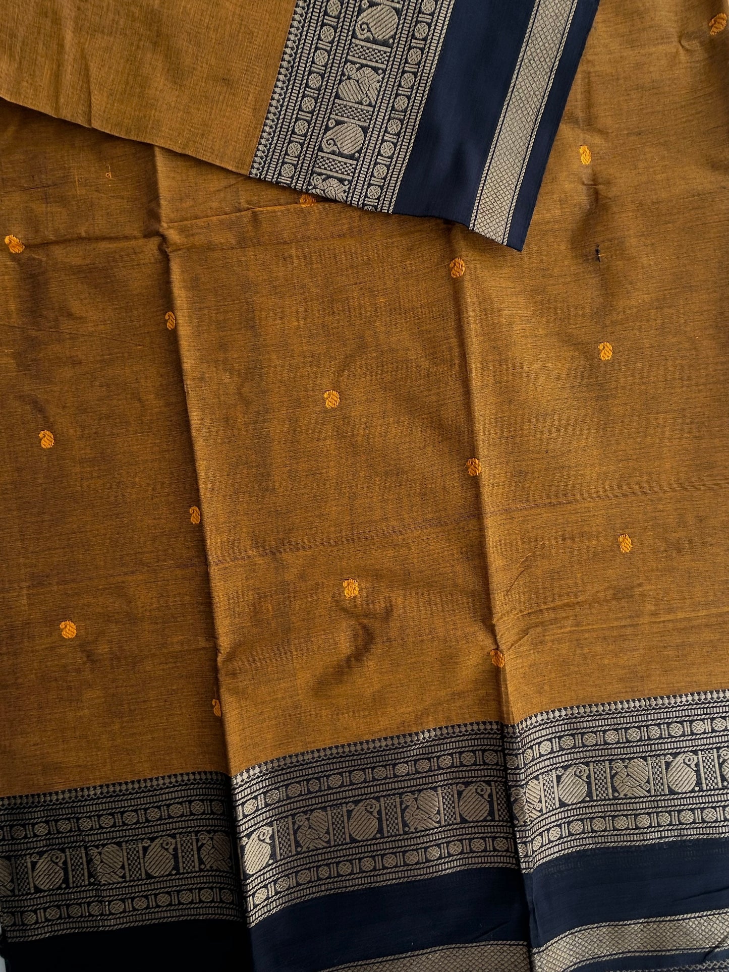 Kanchi cotton saree with butta weaves