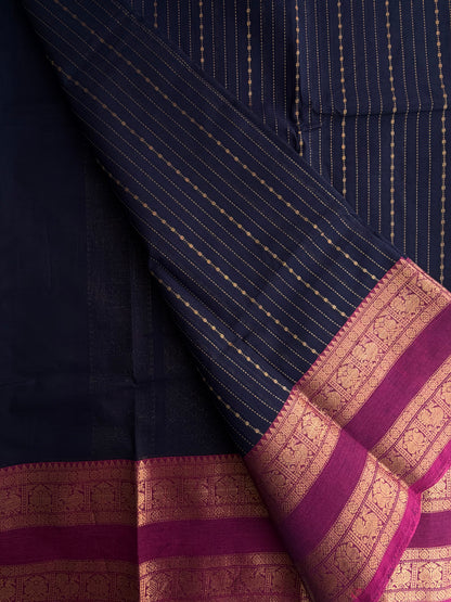Kanchi cotton saree in Vairaoosi weaves & grand pallu