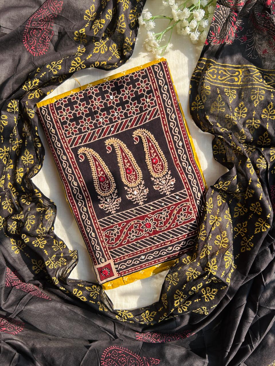 Unstitched Jaipuri cotton set