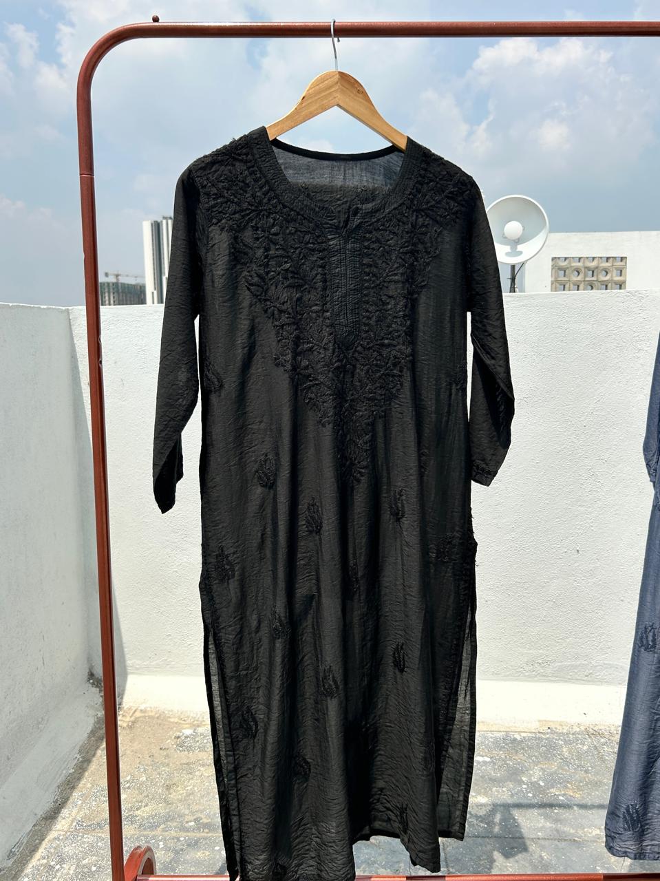 Chikankari kurti pant set