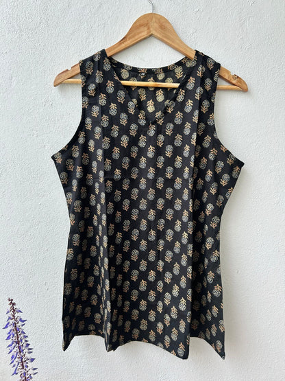 Cotton Sleeveless Short Kurti