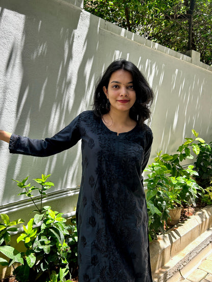 Chikankari straight kurta black