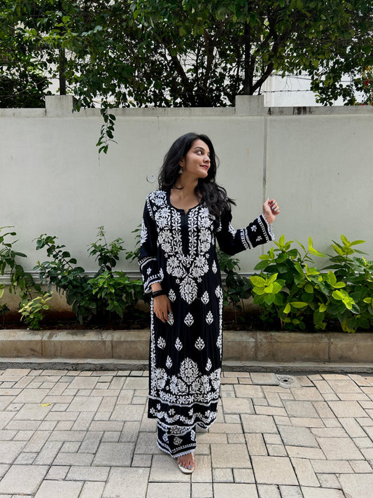 Chikankari work kurti pant set