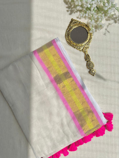 Mul mul cotton saree with zari border