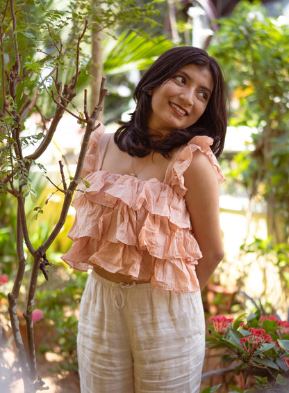 Sleeveless Ruffle top beige