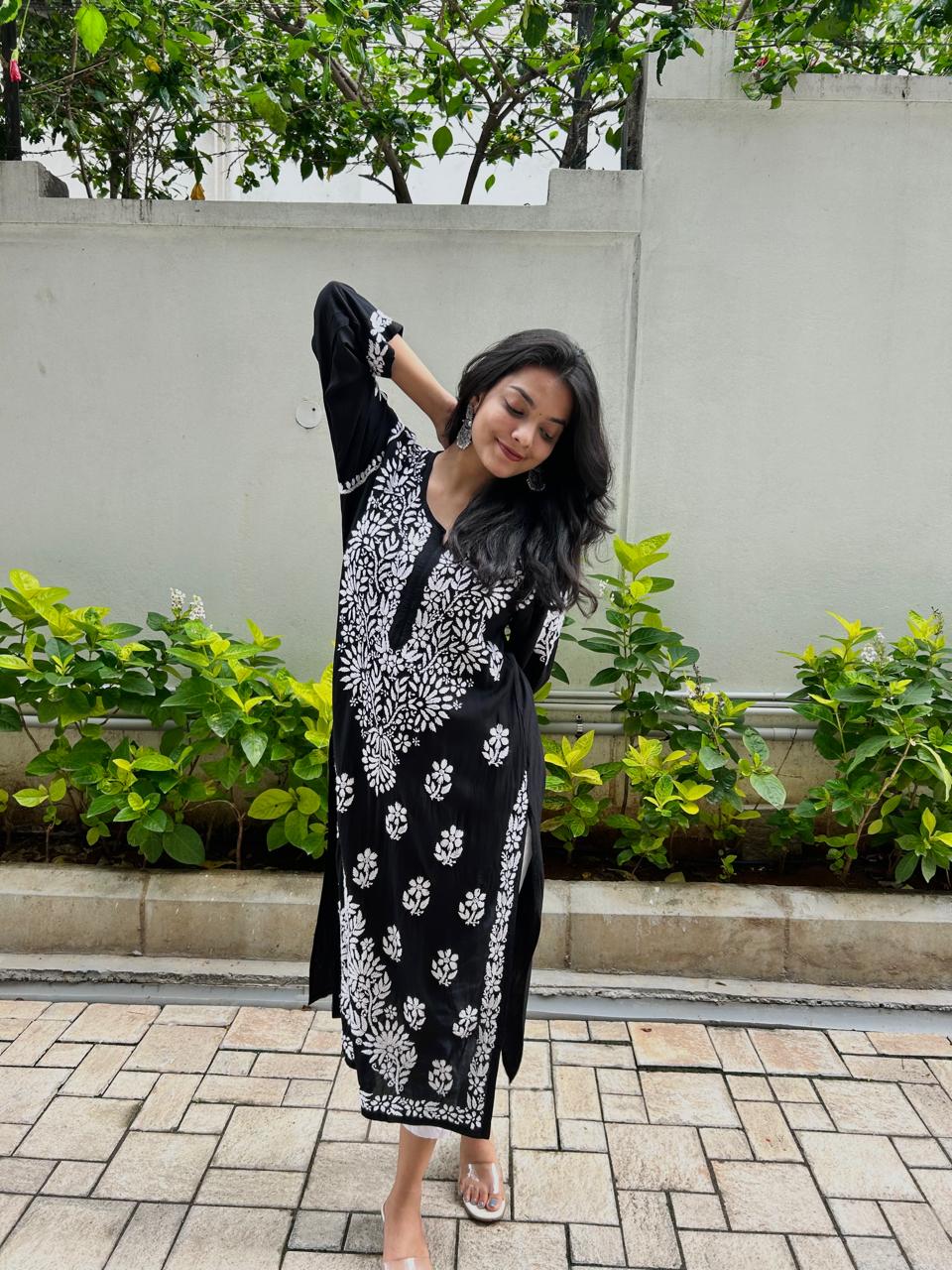 Chikankari long kurti