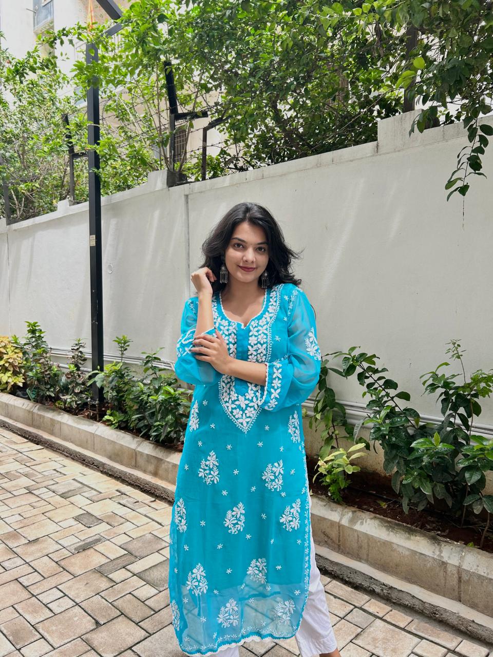 Georgette Chikankari kurti
