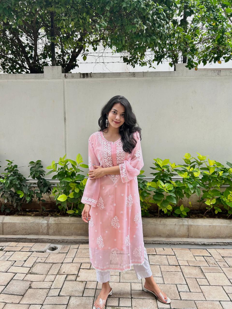 Georgette Chikankari kurti