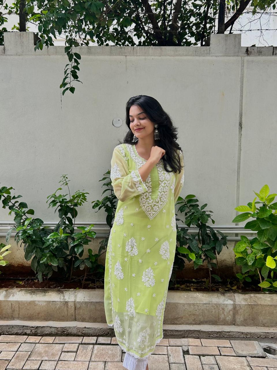 Georgette Chikankari kurti