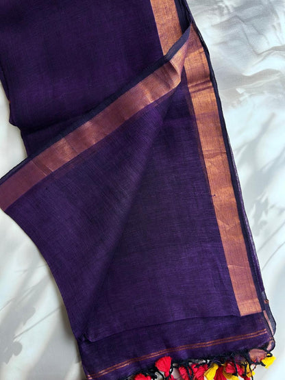 Handwoven linen saree with zari border