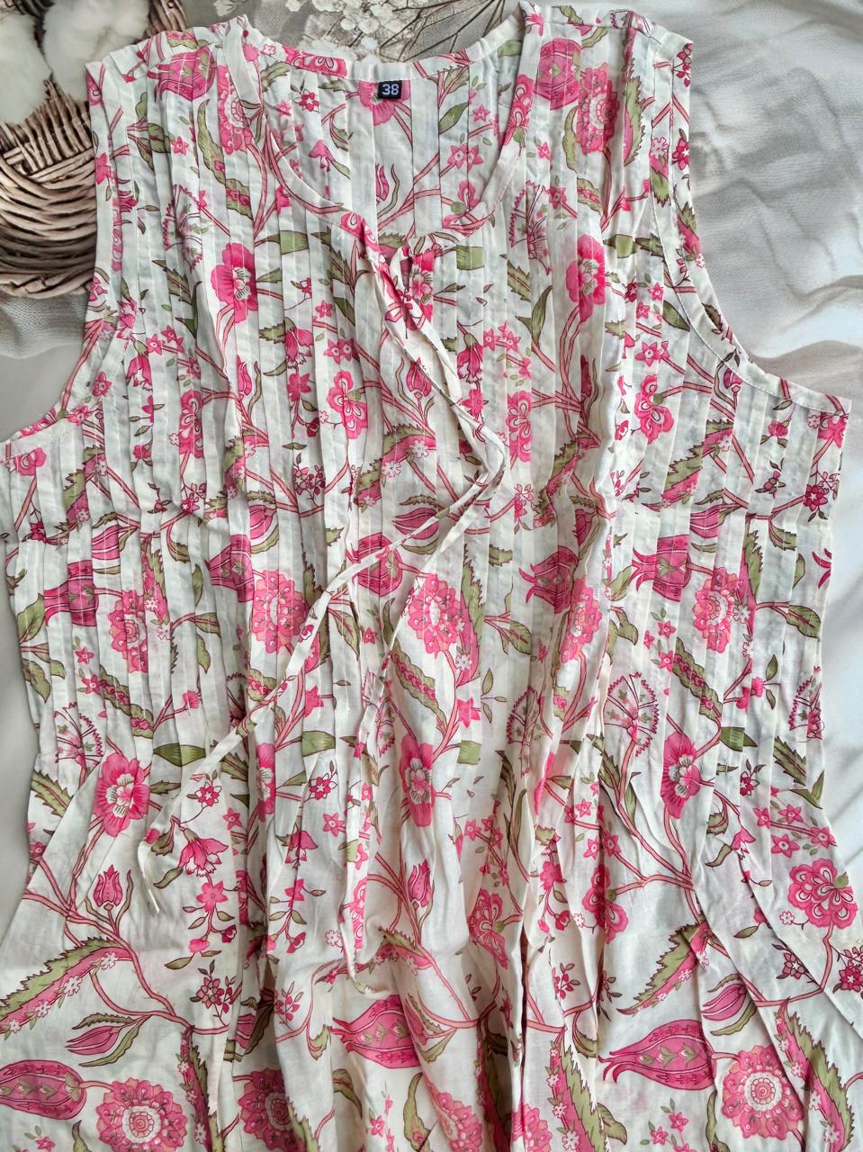 Cotton Sleeveless pintucks Kurti