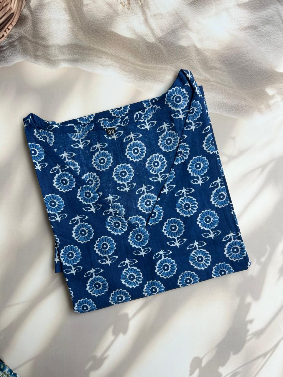 Cotton Sleeveless Short Kurti