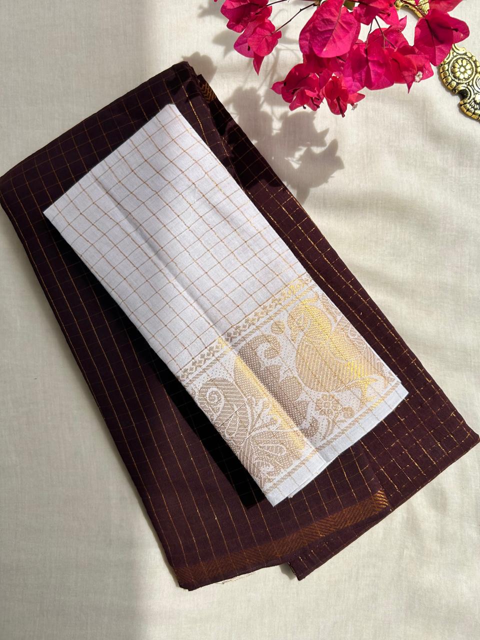 Madurai Sungudi saree in checks