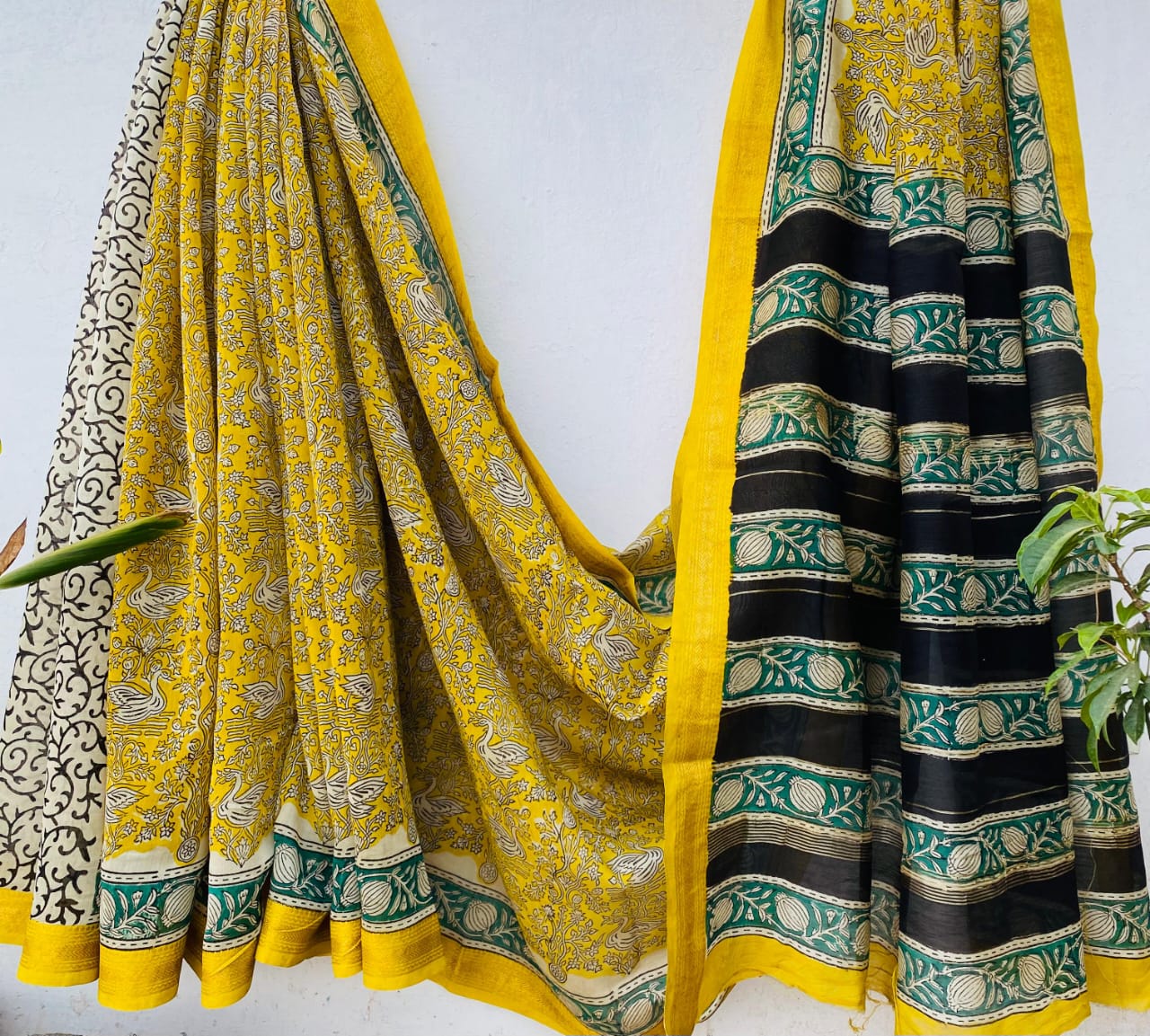 Yellow Maheshwari silk cotton saree in block prints