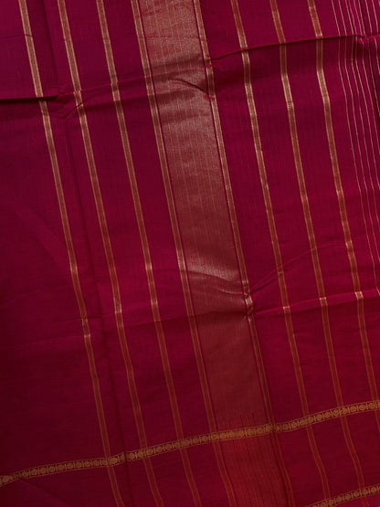 Kanchi cotton saree with Korvai border - reddish pink