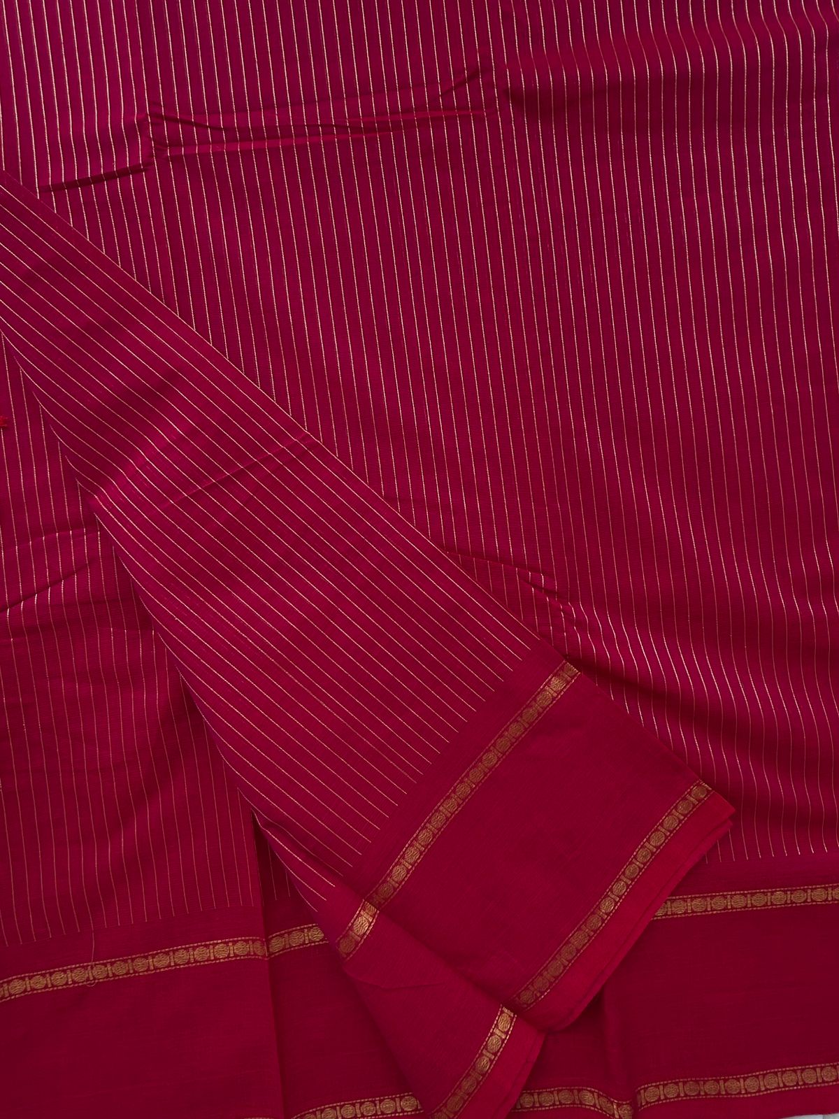 Kanchi cotton saree with Korvai border - reddish pink