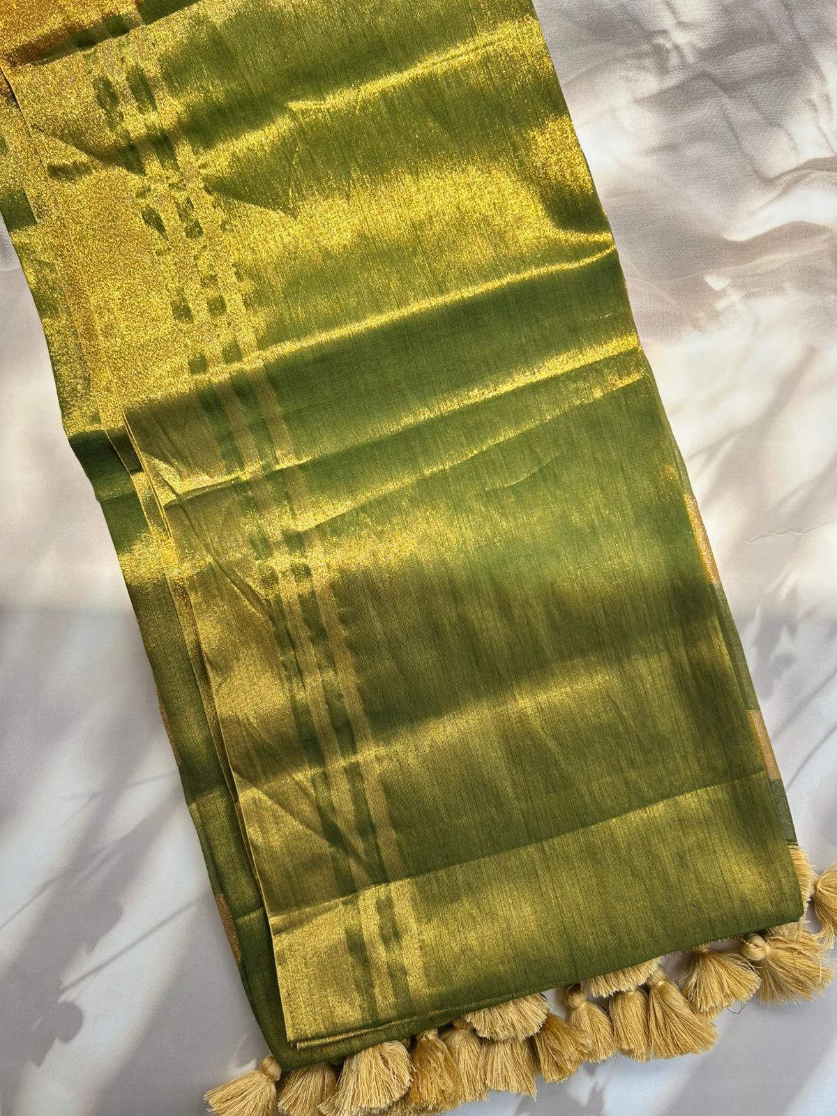 Tissue mul cotton saree