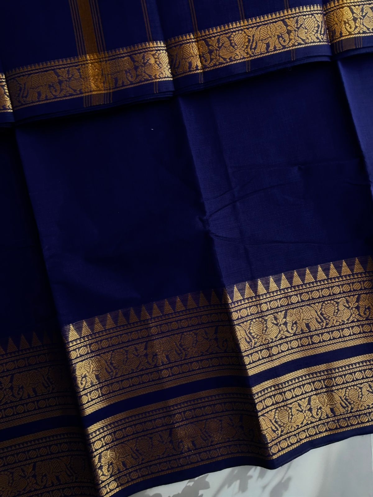 Kanchi cotton saree with rettapet border
