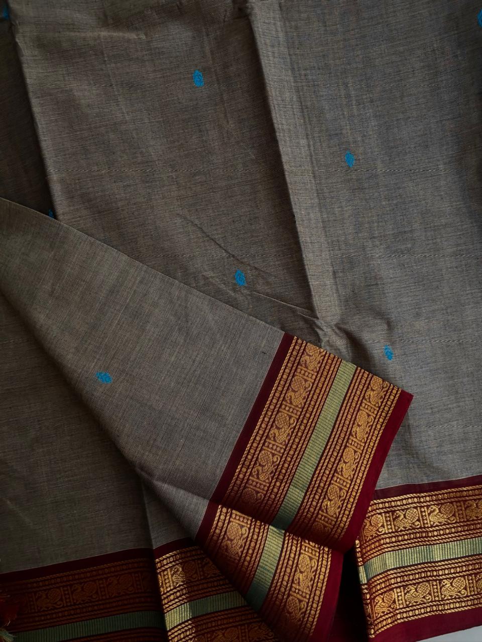 Kanchi cotton saree with butta weaves